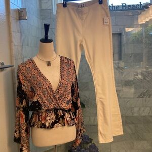Blouse Size M NWT